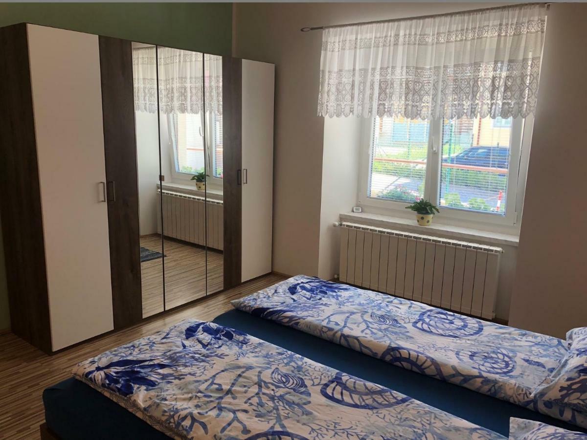 Apartma Mahnic 波斯托伊纳 外观 照片